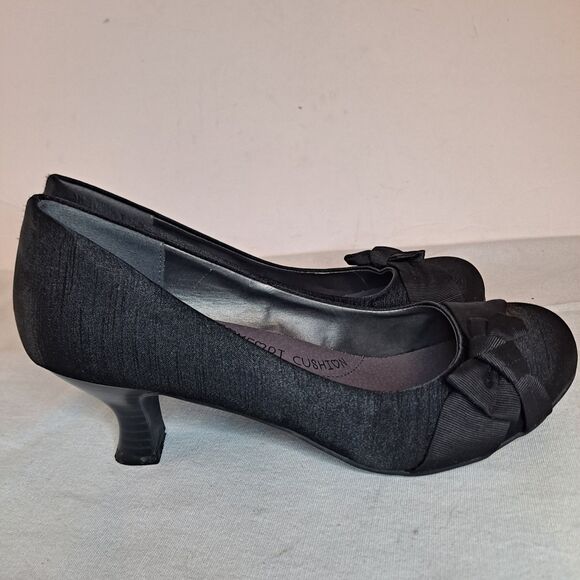 Pop Palace Satin Kitten Heels Side Bow Womens Sz 8.5M Black Comfort Cushion - Picture 4 of 12